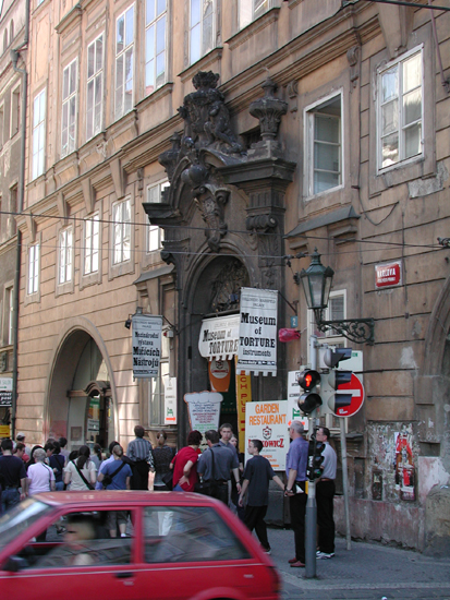 Prague C6.jpg 264.1K